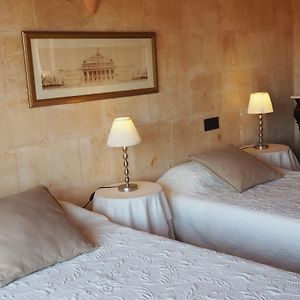 Habitación Estándar con Cama King